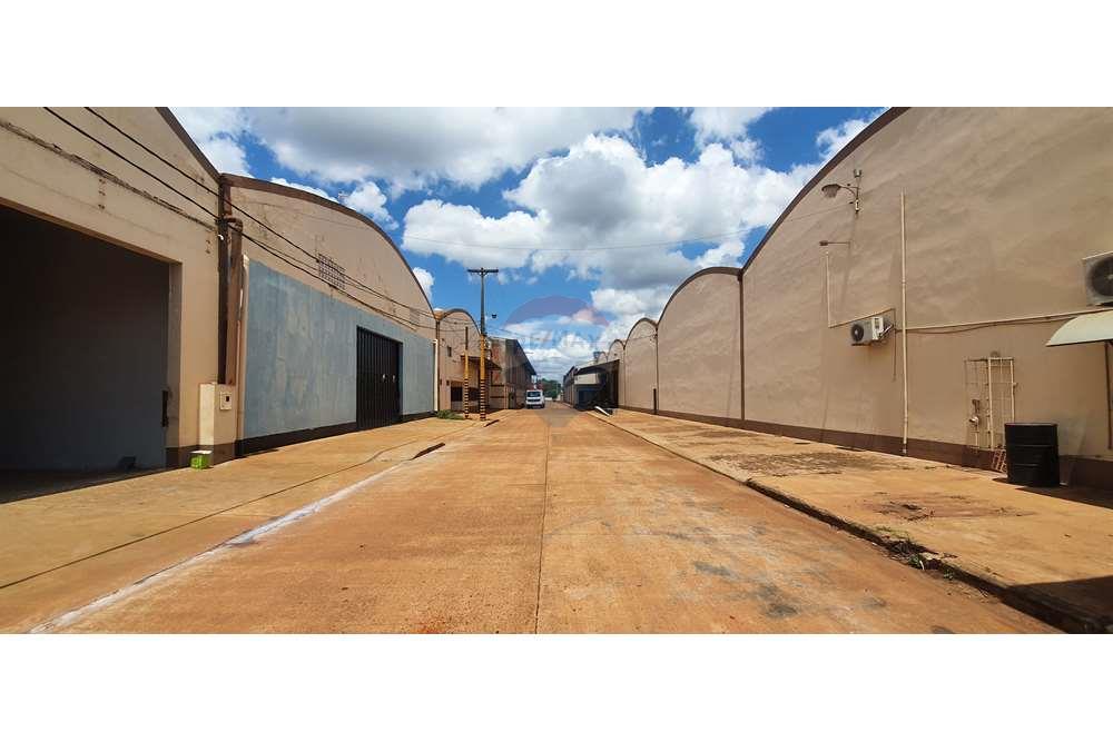 Depósito - Alquiler - Paraguay Alto Paraná Ciudad Del Este - WhatsApp Image 2024-03-04 at 19.31.10.jpeg - 143099002-32