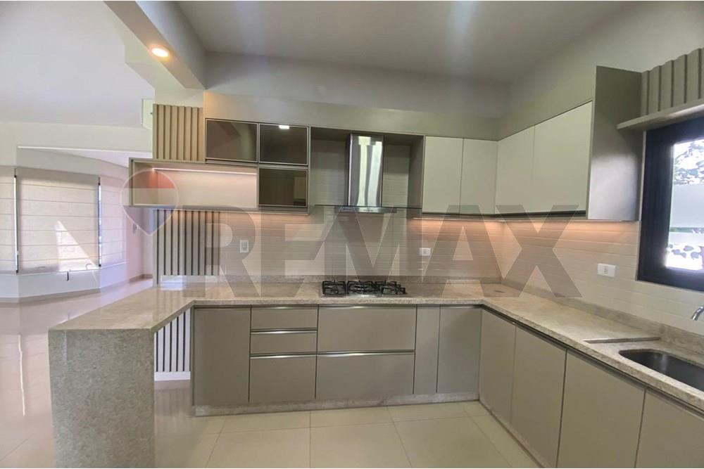 Residential - House - Paraguay Alto Paraná Ciudad Del Este - PY - 05c1b9a1-a0d5-4aa6-a80f-7f6fe7764099.jpg - 143050100-35