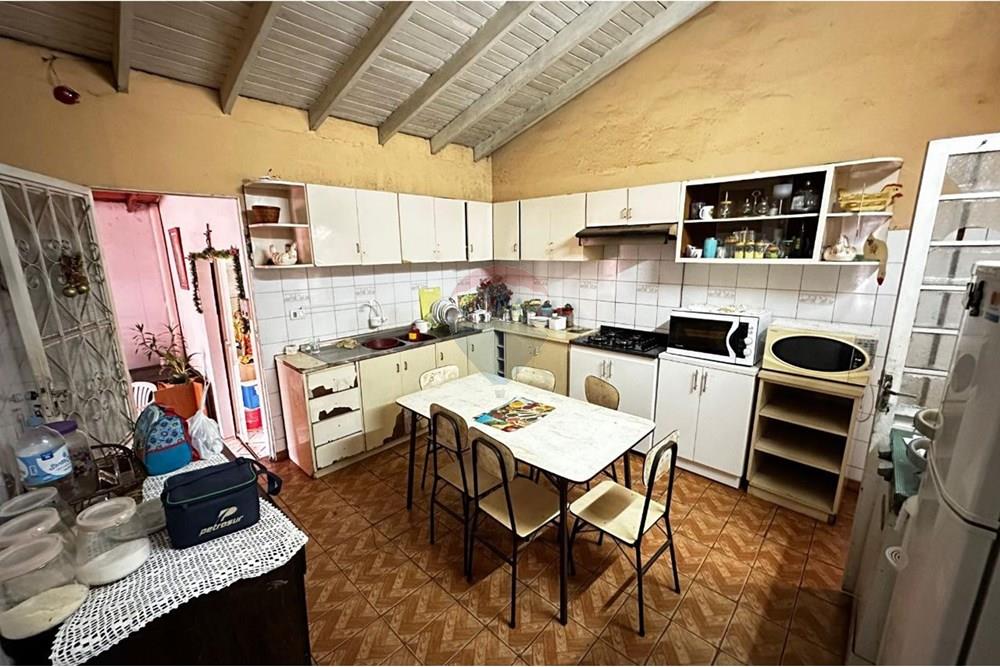 Commercial - Building Floor - Paraguay Alto Paraná Ciudad Del Este - PY - IMG_20250207_075828_147.jpg - 143050060-280