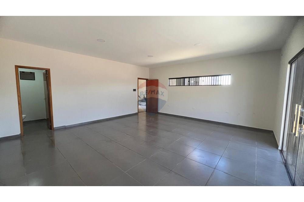 Depósito - Alquiler - Paraguay Alto Paraná Ciudad Del Este - WhatsApp Image 2025-10-07 at 09.40.17 (4).jpeg - 114001022-255