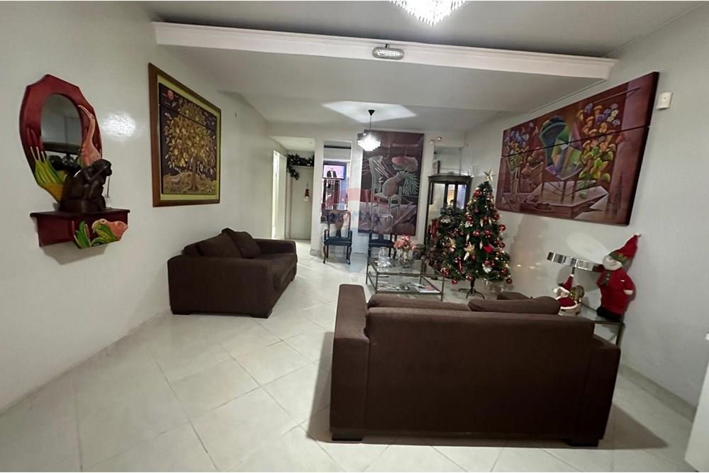 Health Clinic - Alquiler - Paraguay Asunción Ciudad Nueva - IMG-20241227-WA0059.jpg - 143095022-12