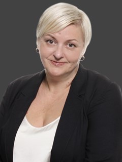 Ірина Овчаренко (Агент з нерухомості) - RE/MAX Elite and Commercial group