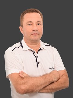 Олександр Ярославцев ( Агент з нерухомості) - RE/MAX Elite and Commercial group