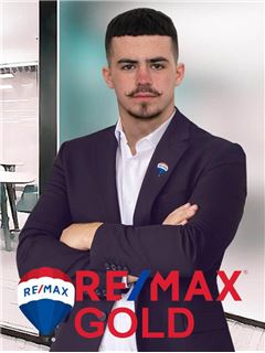 Володимир Левчук (Агент з нерухомості) - RE/MAX Gold