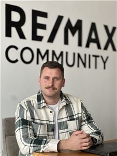 Максим Лісовський (Брокер) - RE/MAX Community