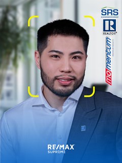 Брокер/Эзэмшигч - Munkh-Erdene Khadbaatar - RE/MAX Supreme