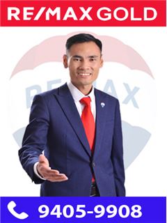 Брокер/Эзэмшигч - Uuganbayar Gankhuyag - RE/MAX Gold