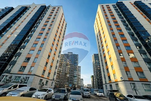 Худалдах-Үйлчилгээний талбай-жижиглэн-Баянзүрх, Монгол-119087018-2