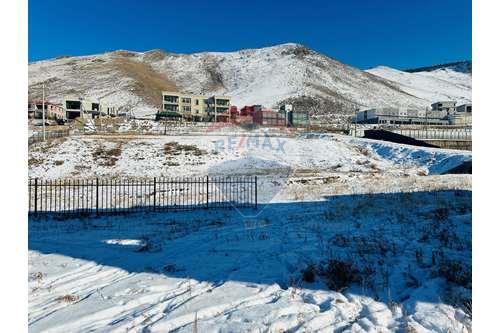 Худалдах-Газар-Хан-Уул, Монгол-119030080-79
