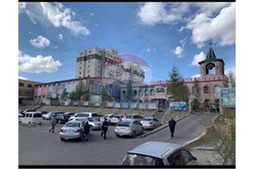 Түрээс-Автомашины зогсоол-Баянзүрх, Монгол-119048183-16