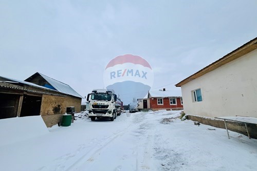 Худалдах-Газар-Хан-Уул, Монгол-119038039-195