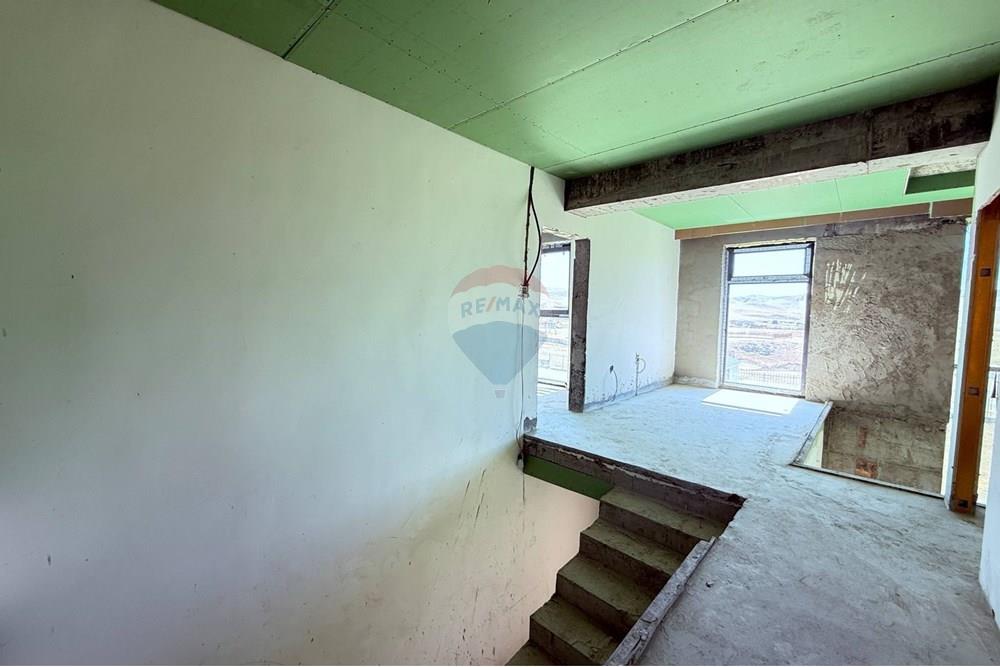 Residential - Townhouse - Khan-Uul, Mongolia - MN - a1793f62-a970-410b-a445-45c6babb0191.jpg - 119010115-9