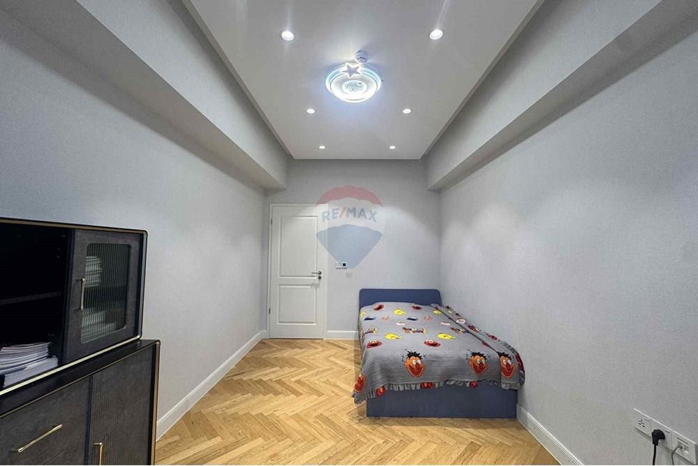 Residential - Parking - Khan-Uul, Mongolia - MN - 14.jpg - 119012121-707