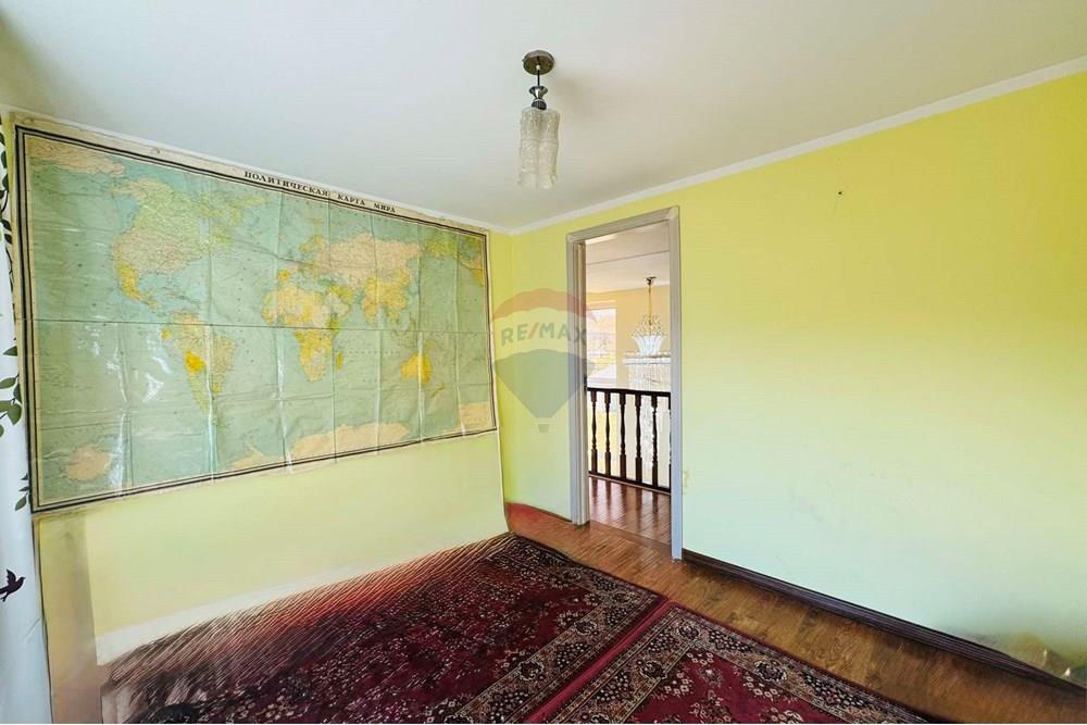 Résidentiel - Maison sur deux niveaux - Баянзүрх, Монгол - MN - 495046836_1046184133564258_8533837034653320435_n.jpg - 119012241-181