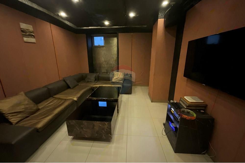 Commercial - Business - Bayanzurkh, Mongolia - MN - IMG_0243.jpeg - 119012413-153