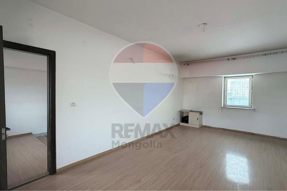 Residential - Parking - Bayanzurkh, Mongolia - MN - bb5cc6ad-5fd8-4051-acad-fdc23098deb3.jpg - 119012391-33