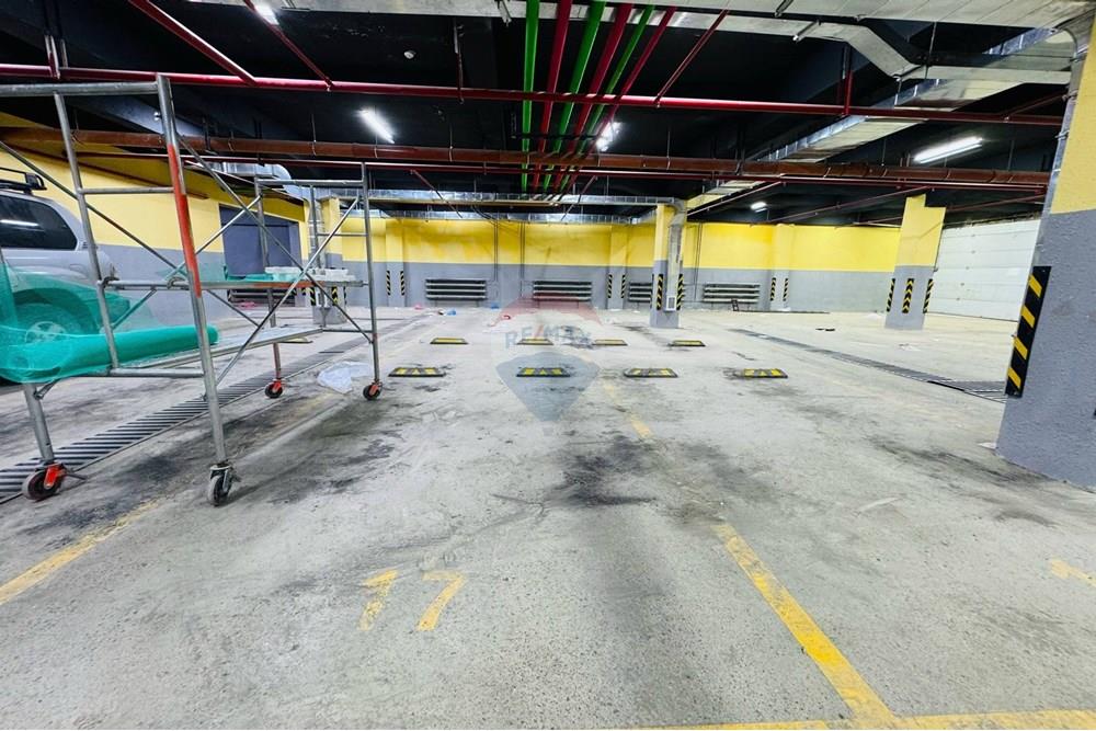 Residential - Garage - Khan-Uul, Mongolia - MN - 59e2b40b-33b2-4ed4-8e24-fbce2209aefa.jpg - 119030102-393