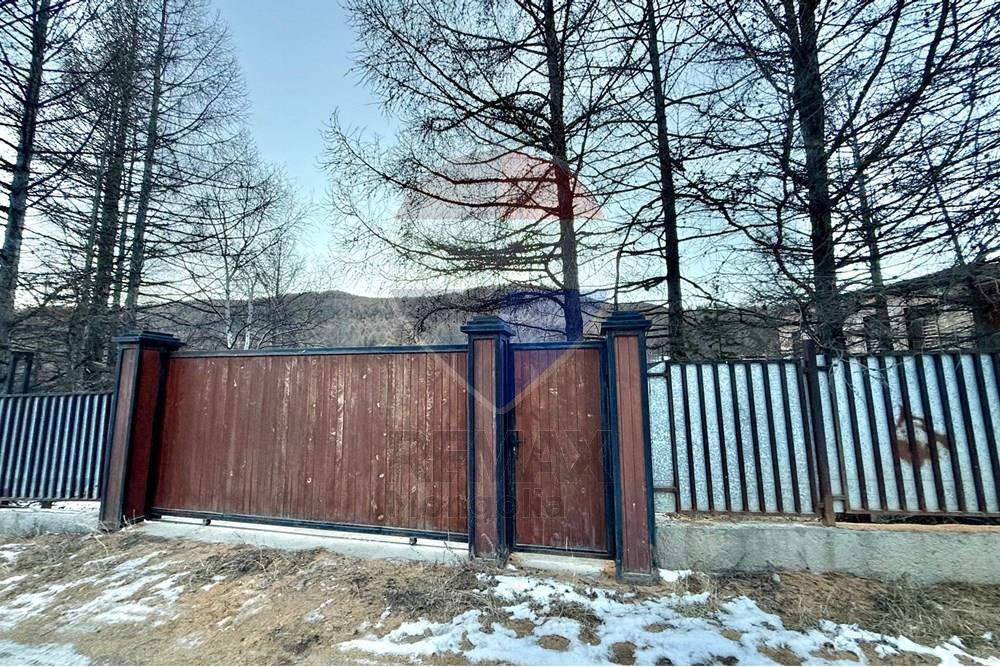 Residential - Two Level House - Sukhbaatar, Mongolia - MN - IMG_9352.jpeg - 119012321-58