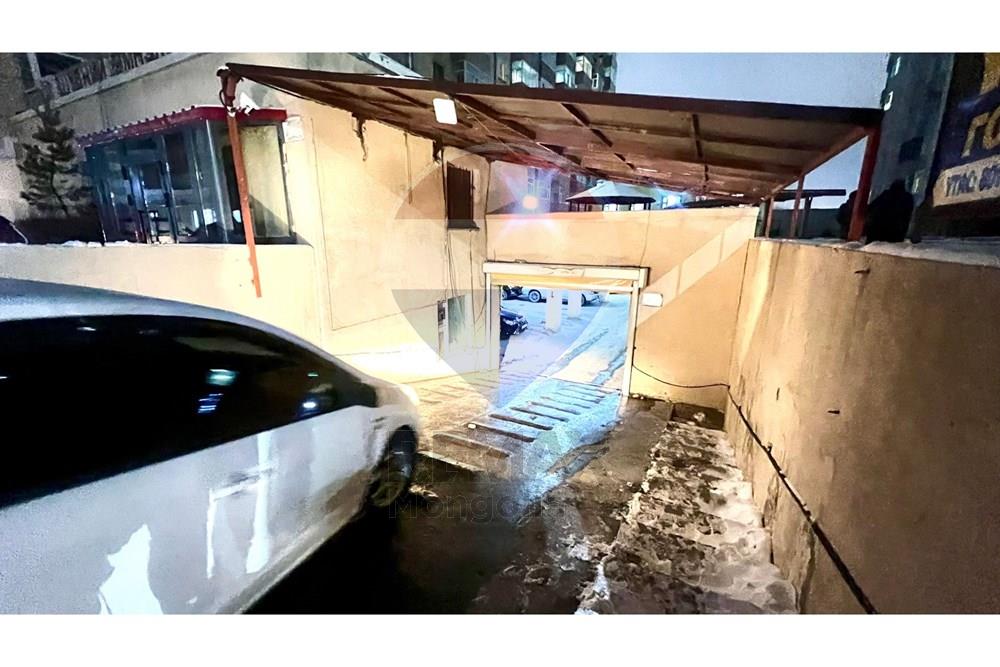 Residential - Parking - Bayangol, Mongolia - MN - 462565211_1801439740682729_7187051334537034716_n.jpg - 119012042-472