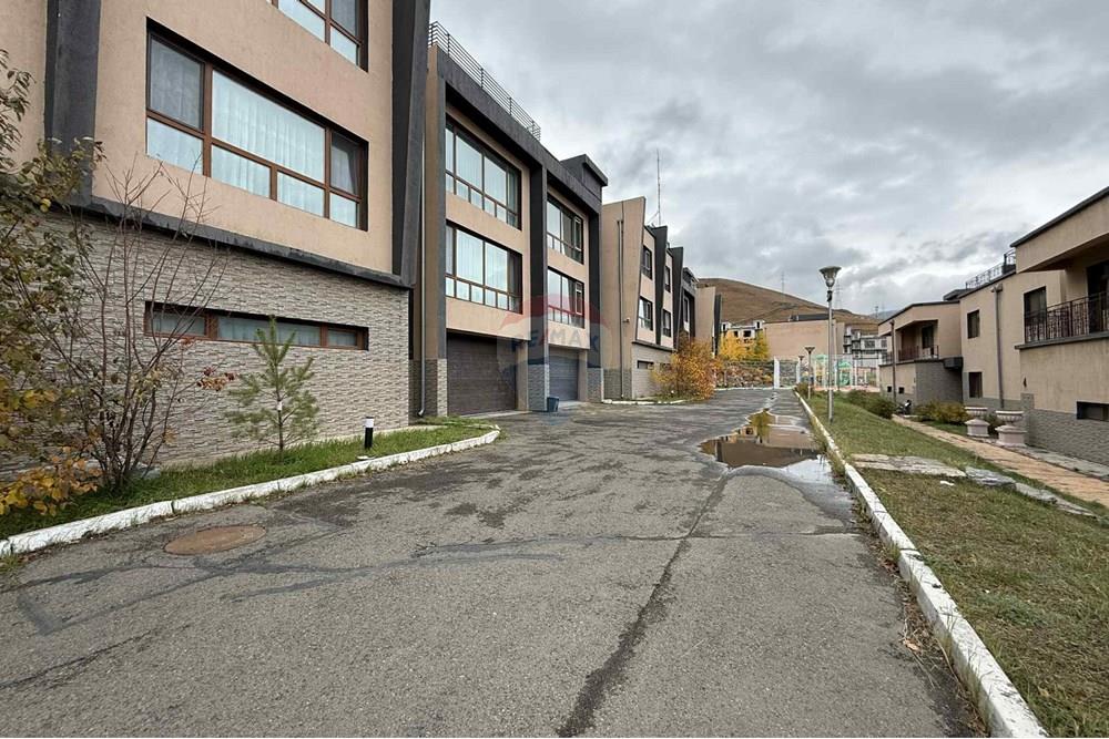 Residential - Townhouse - Khan-Uul, Mongolia - MN - 669dcbbf-66b0-4e9c-963a-b7f4e0b7ef50.jpeg - 119012083-411