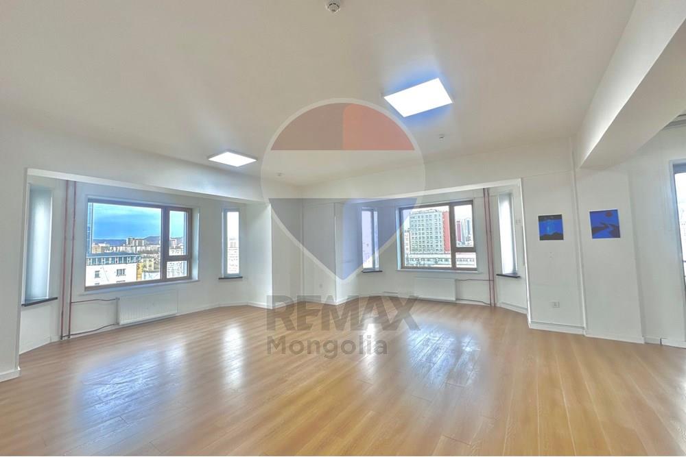 Commercial - Office - Sukhbaatar, Mongolia - MN - IMG_8316.jpeg - 119030132-4