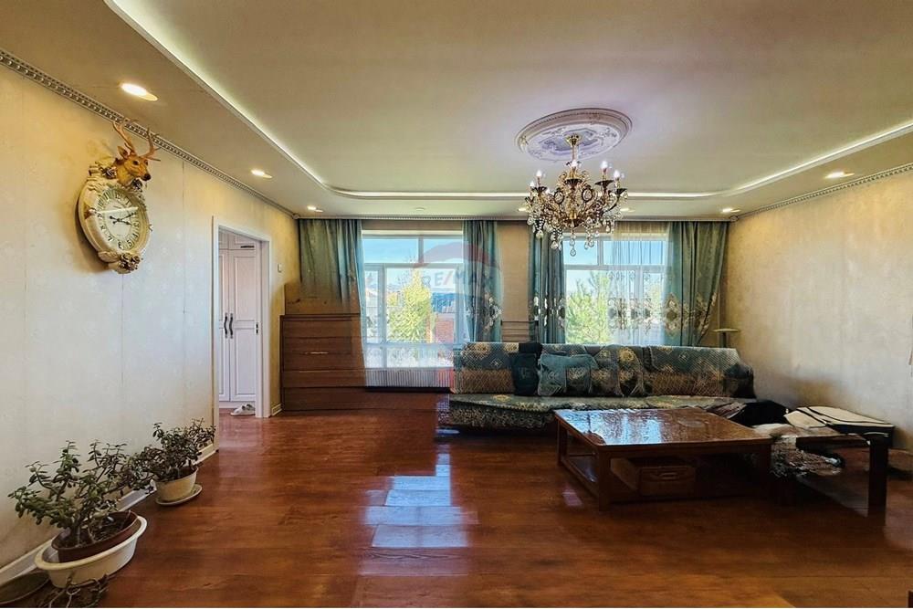 Prédio Habitacional - Moradia Geminada - Сонгинохайрхан, Монгол - MN - 7.jpg - 119012197-210