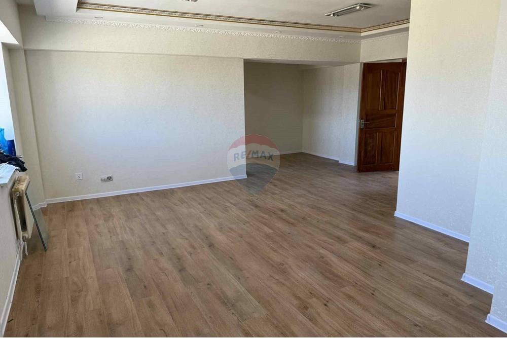 Residential - Condo/Apartment - Songinokhairkhan, Mongolia - MN - 2.jpg - 119012348-12