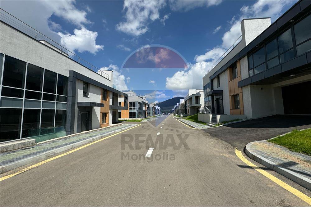 Residential - Two Level House - Khan-Uul, Mongolia - MN - 6 - 119012182-362