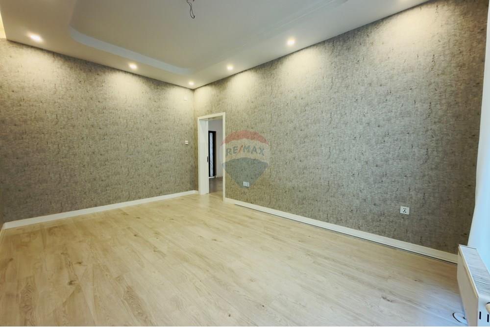 Commercial - Commercial/Retail - Khan-Uul, Mongolia - MN - 12.jpg - 119012342-59