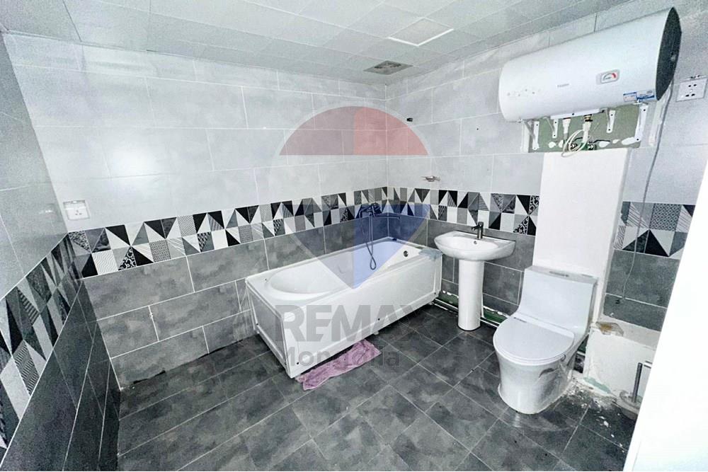 Residential - Two Level House - Sukhbaatar, Mongolia - MN - 606403641_1430906248387529_7170772366634739021_n.jpg - 119012085-371