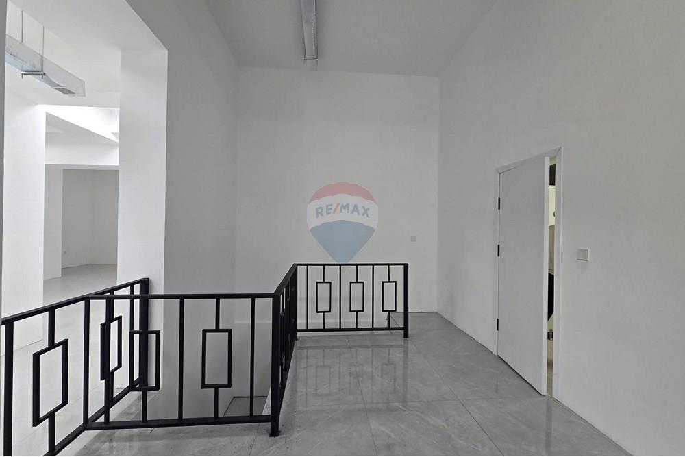 Commercial - Commercial/Retail - Bayanzurkh, Mongolia - MN - IMG_3759.jpeg - 119012395-377