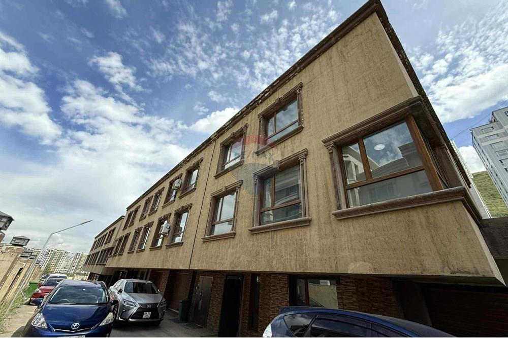 Residential - Townhouse - Khan-Uul, Mongolia - MN - efc2de9b-6be6-4946-be87-4a2f3b05d21a.jpg - 119030110-474