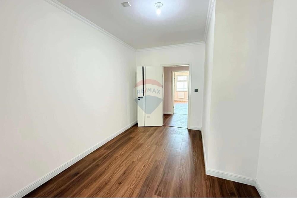 Residential - Whole apartment building - Khan-Uul, Mongolia - MN - 547674793_805728108460093_6481783224691702615_n.jpg - 119012418-318