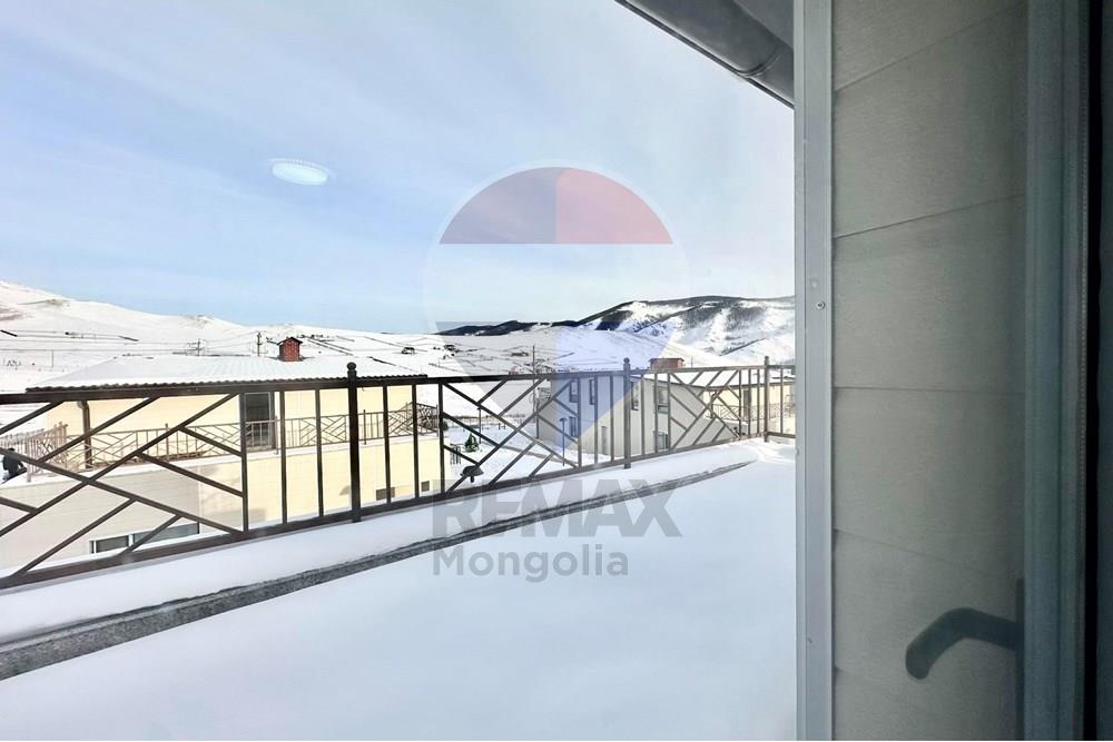 Residential - Two Level House - Bayanzurkh, Mongolia - MN - 606231561_1409545343884246_8273685901640111174_n.jpg - 119012085-366