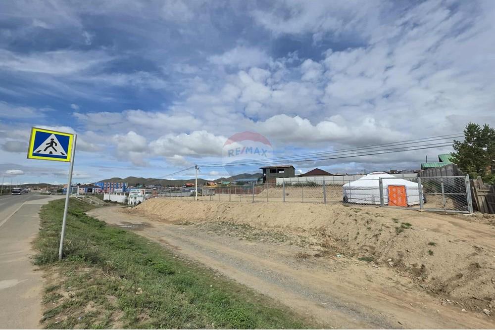 Comercial - Terreno - Баянзүрх, Монгол - MN - 538883043_1059729575980678_7983107115116540732_n.jpg - 119012246-266