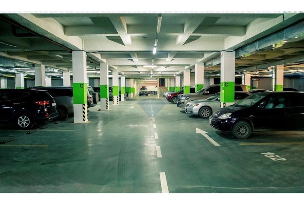 Residential - Parking - Bayanzurkh, Mongolia - MN - IMG_0857.jpeg - 119012398-31