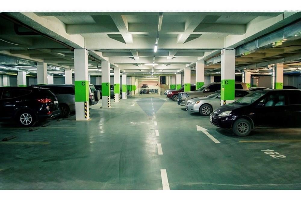 Residential - Parking - Bayanzurkh, Mongolia - MN - IMG_0857.jpeg - 119012398-31