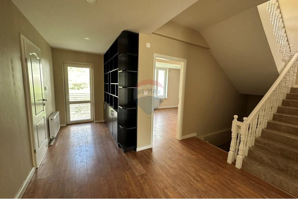 Residential - Townhouse - Khan-Uul, Mongolia - MN - viber_image_2025-10-05_18-35-47-307.jpg - 119012347-49