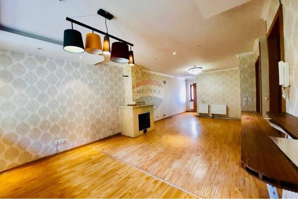 Residential - Townhouse - Sukhbaatar, Mongolia - MN - viber_image_2025-10-05_18-36-08-925.jpg - 119012347-48