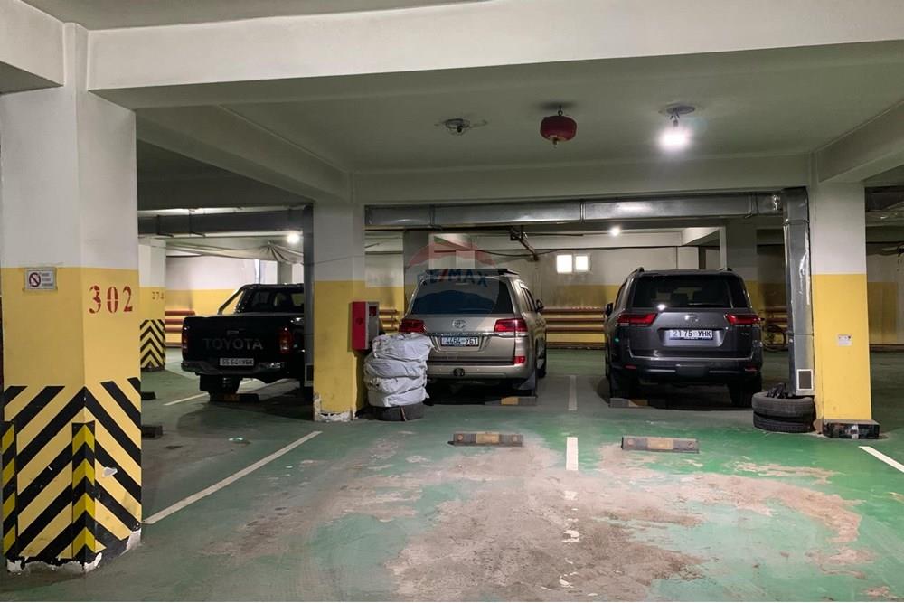 Residential - Garage - Khan-Uul, Mongolia - MN - IMG_8202.jpeg - 119012390-90