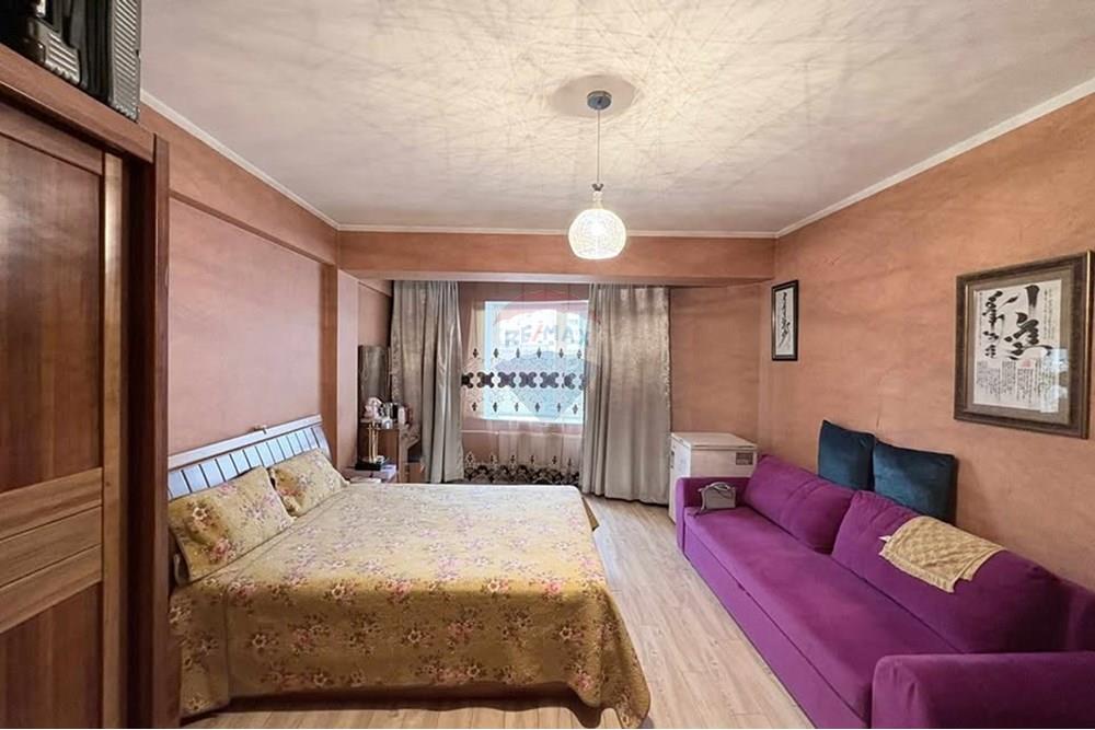 Residential - Condo/Apartment - Bayangol, Mongolia - MN - 10.jpg - Master Bedroom - 119030118-19