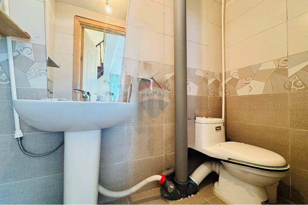 Résidentiel - Maison sur deux niveaux - Баянзүрх, Монгол - MN - 495264828_3548578455449969_6142033365364987269_n.jpg - 119012241-181