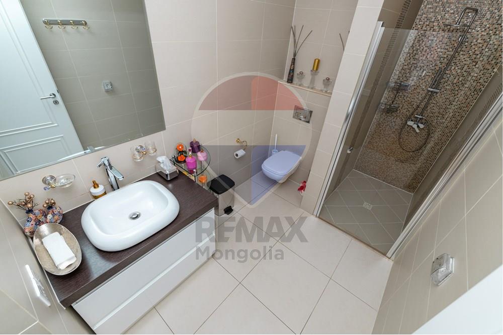 Residential - Duplex - Khan-Uul, Mongolia - MN - 0G0A4288.jpg - 119012206-317