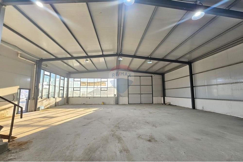 Commercial - Industrial - Songinokhairkhan, Mongolia - MN - IMG_1913.JPG - 119012362-93