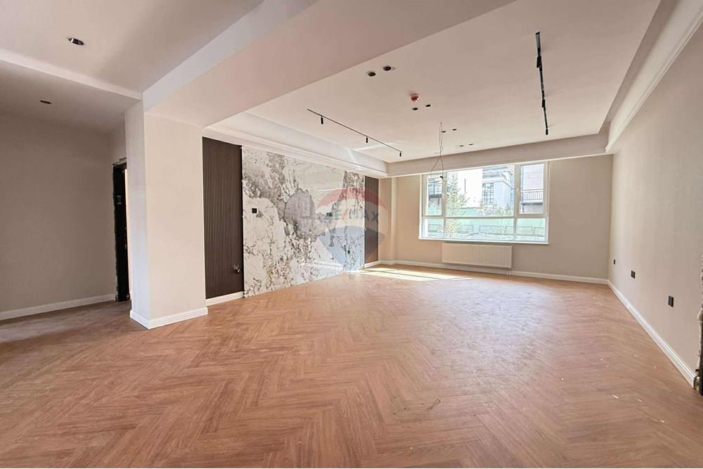 Residencial - Piso - Хан-Уул, Монгол - MN - 555615091_1131940425583405_4694175082235471796_n.jpg - 119012401-161