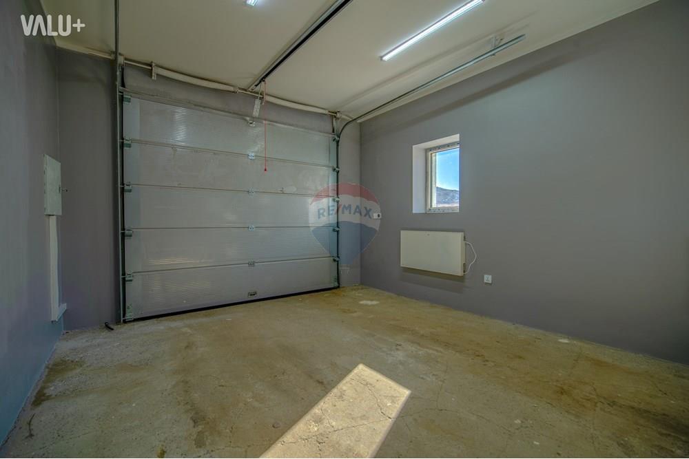 Residential - Two Level House - Khan-Uul, Mongolia - MN - 511051356_1350577542701800_9121291255517050845_n.jpg - 119012362-91