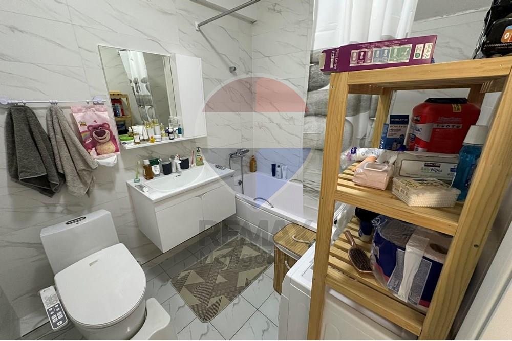 Residential - Two Level House - Bayanzurkh, Mongolia - MN - 598554240_1640589606788856_1431136617749893942_n.jpg - 119012085-366