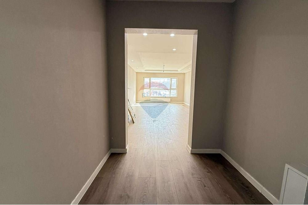 Residencial - Piso - Хан-Уул, Монгол - MN - 552883633_1365290035598418_2753208817869736032_n.jpg - 119012401-159