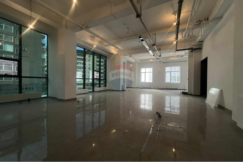 Comercial - Business - Баянзүрх, Монгол - MN - 03e00237-c3be-4ca3-abbe-45af576e999e.jpg - 119012368-45