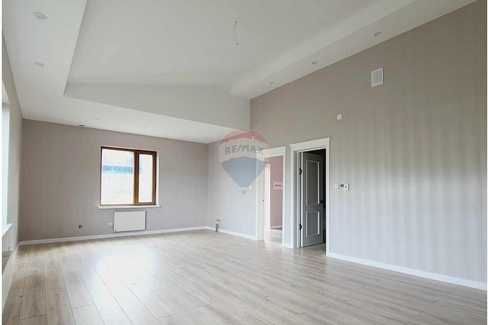 Residential - Townhouse - Khan-Uul, Mongolia - MN - 2a314702-3d5c-4f79-9a78-7cd89a5f04c6.jpg - 119012247-95